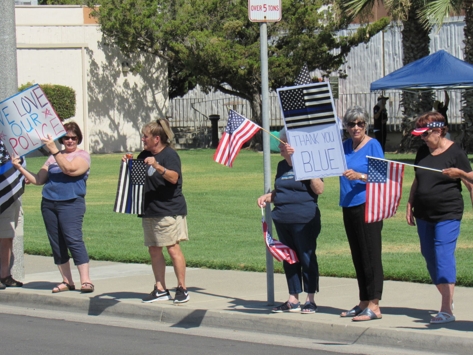 Back the Blue Rally